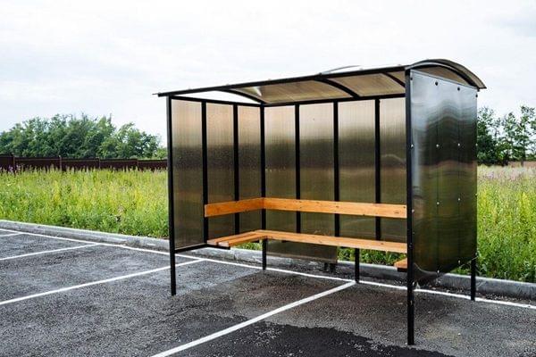UV-Resistant and Weatherproof Polycarbonate Sheets